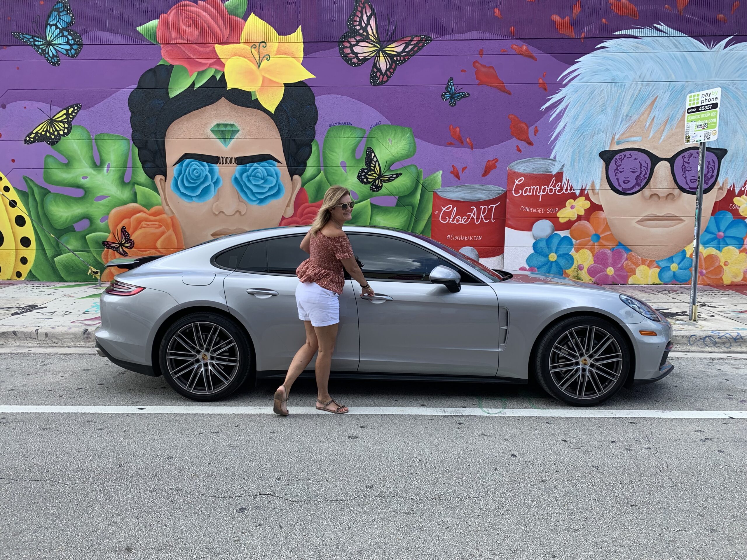 Experiência de locação de carros da Onic em Miami